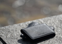Load image into Gallery viewer, GINZA TAILOR Original 名刺入れ black